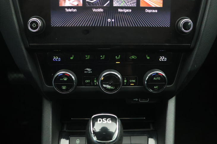Škoda Octavia 1,5 TSI 110kW DSG Style LED