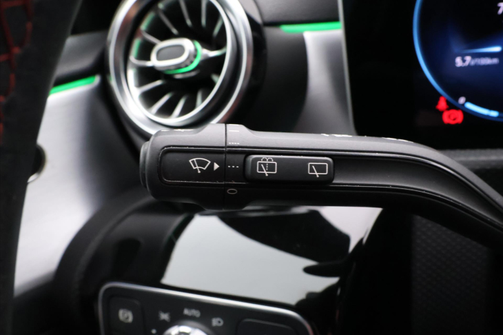 Mercedes-Benz Třídy A 1,5 180d 85kW Aut. CZ Navi