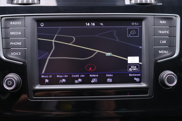 Volkswagen Golf 1,4 TSI Highline Xenon Panorama