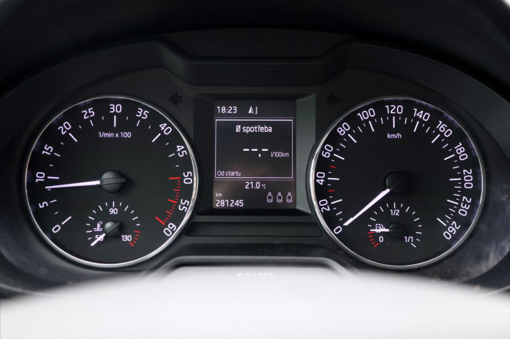 Škoda Octavia 1,6 TDI 81kW Tažné Greenline