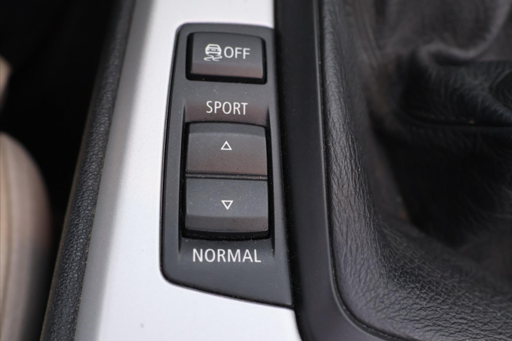 BMW Z4 2,5 23i 150kW sDrive Aut.klima