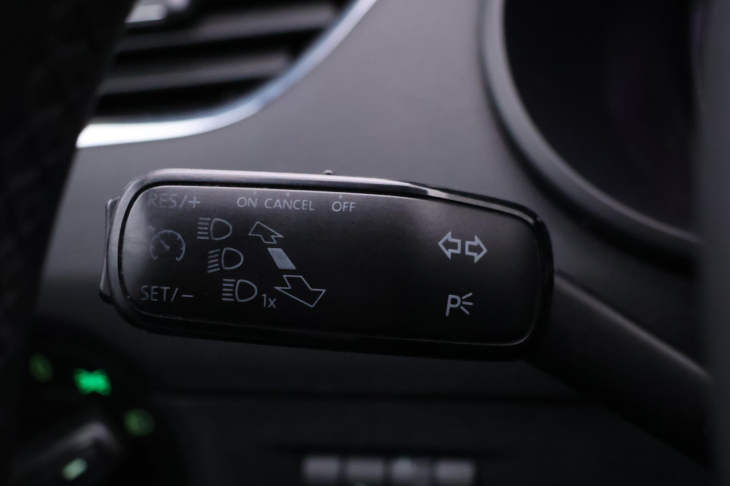 Škoda Octavia 1,6 TDI Ambition klima Tempo