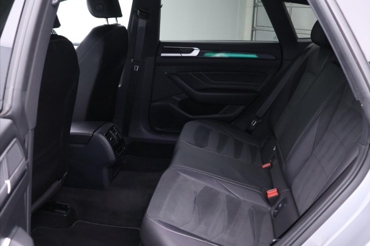 Volkswagen Arteon Shooting Brake 2,0 TDI 147kW DSG 4M R-line CZ