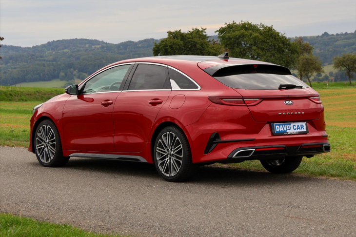Kia ProCeed 1,6 CRDI GT-Line Aut. LED Kůže