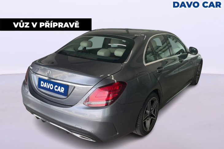 Mercedes-Benz Třídy C 2,0 C300 190 kW CZ AMG paket