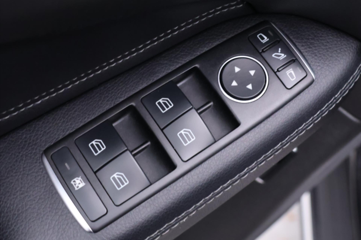 Mercedes-Benz GLE 3,0 350d 4MATIC 190kW 9G 190KW