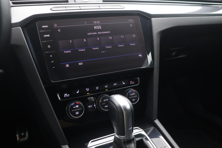 Volkswagen Arteon 2,0 TDi DSG R-line Pano