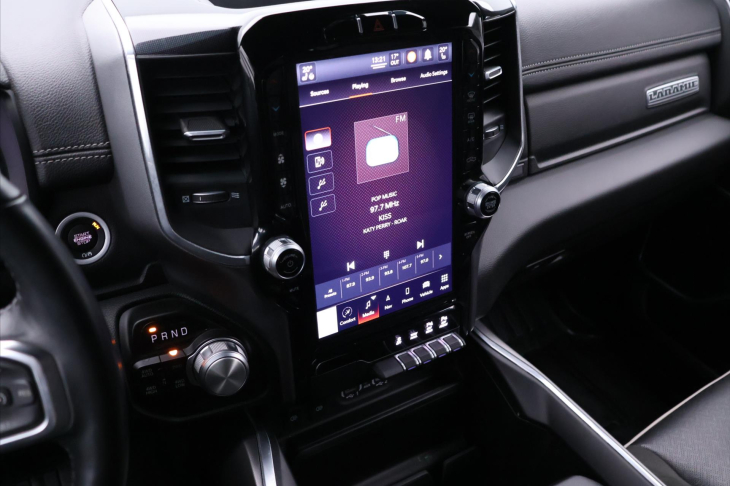 Dodge RAM 5,7 291kW 4x4 Crew Cab CZ DPH