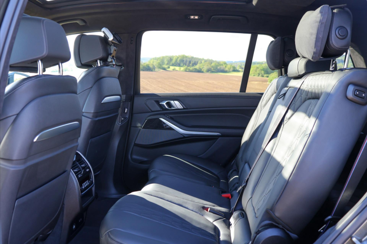 BMW X7 3,0 40d 250kW Xdrive M-Paket DPH
