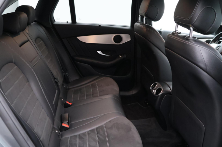 Mercedes-Benz GLC 2,0 220d 143kW 4X4 LED