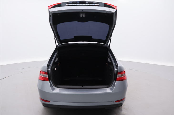 Škoda Superb 2,0 TDI 110 kW 4x4 Ambition