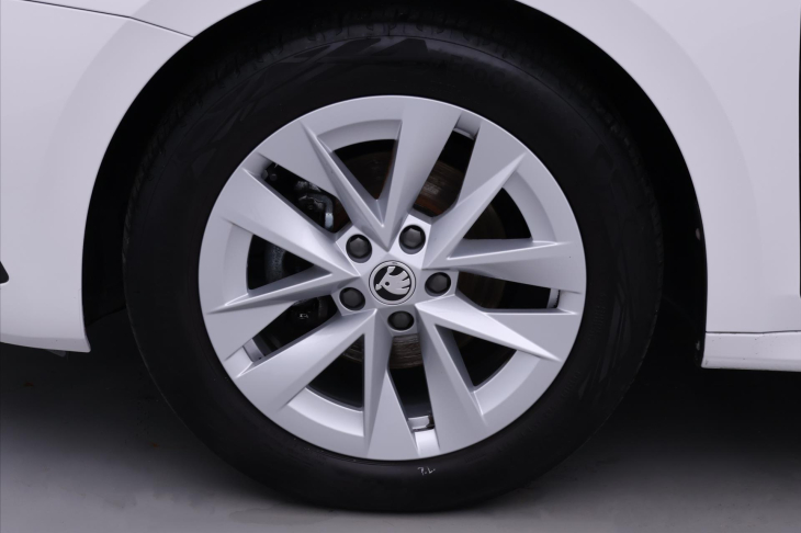 Škoda Octavia 1,5 TSI 110kW Style CZ DPH