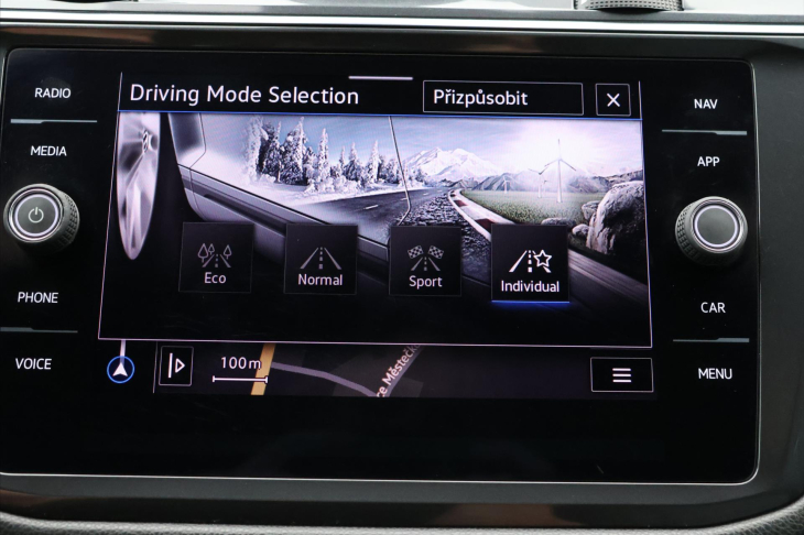 Volkswagen Tiguan Allspace 2,0 TDI DSG 4M R-Line Black DPH