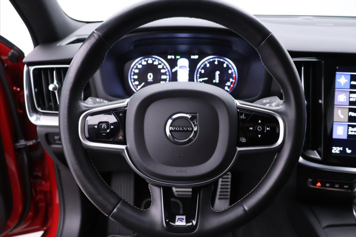 Volvo S60 2,0 T5 186kW Inscription CZ