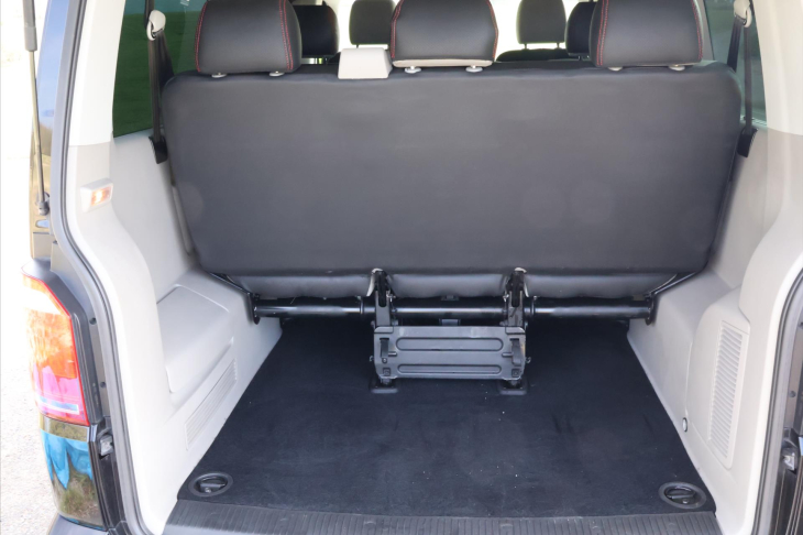 Volkswagen Caravelle 2,0 TDI 150kW DSG 8Míst Comfort