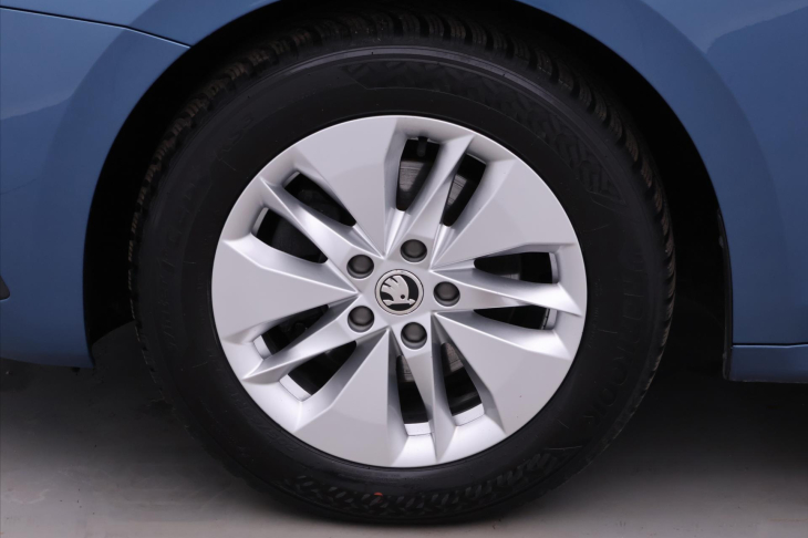 Škoda Octavia 2,0 TDI 110kW DSG Ambition CZ DPH