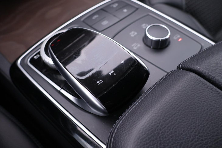 Mercedes-Benz GLE 3,0 350d 190kW 4MATIC CZ