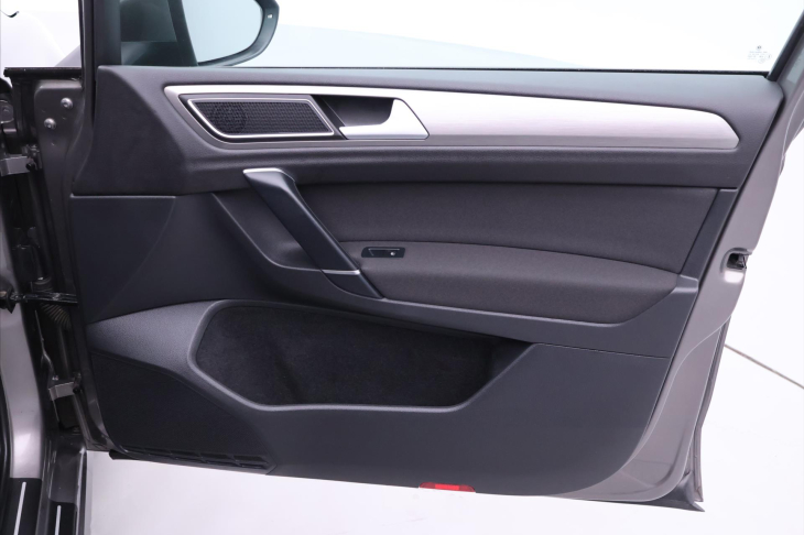 Volkswagen Golf Sportsvan 1,4 TSI 92kW DSG 1.Maj Serv.k.