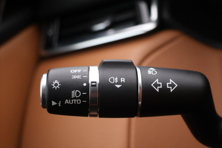 Land Rover Range Rover Velar 3,0 D300 S 221kW AUT CZ