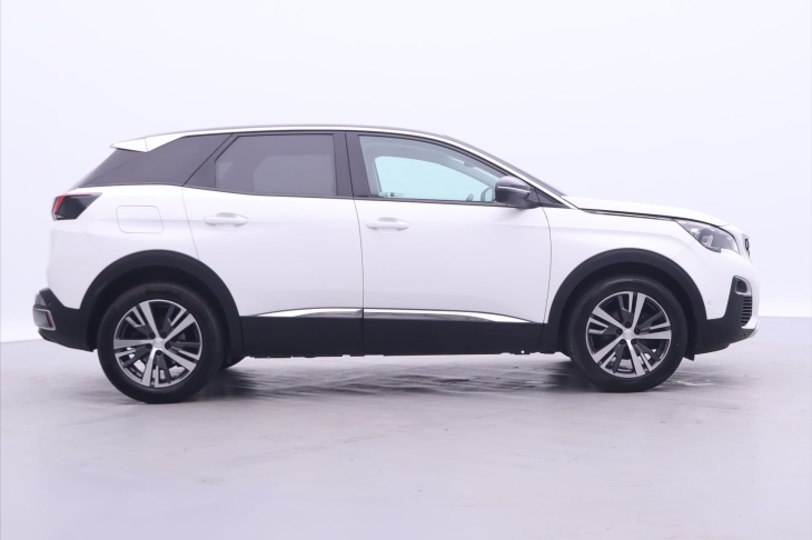 Peugeot 3008 1.2 PT 96kW Aut. Allure CZ