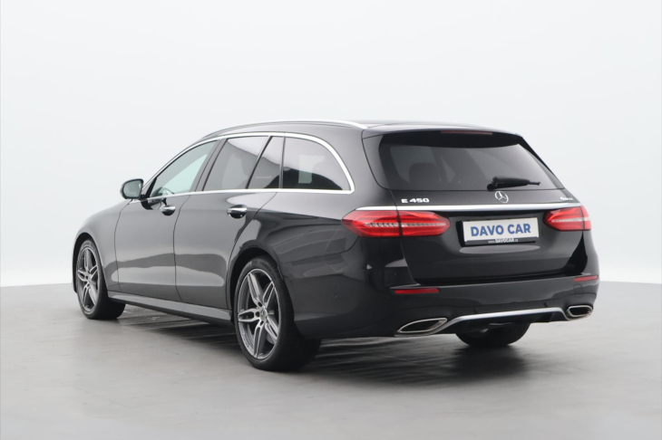 Mercedes-Benz Třídy E 3,0 450 270 kW 4Matic AMG CZ