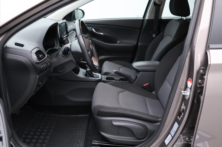 Hyundai i30 1,0 T-GDI 88kW Comfort CZ