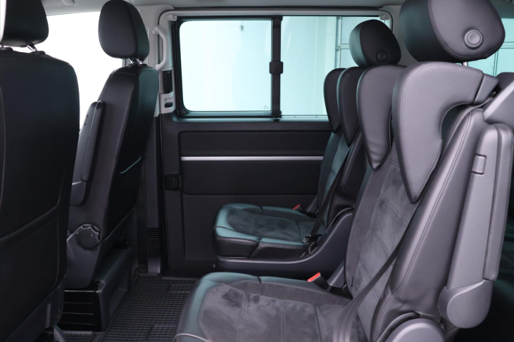 Volkswagen Multivan 2,0 TDI 150kW DSG 4M CZ Bulli