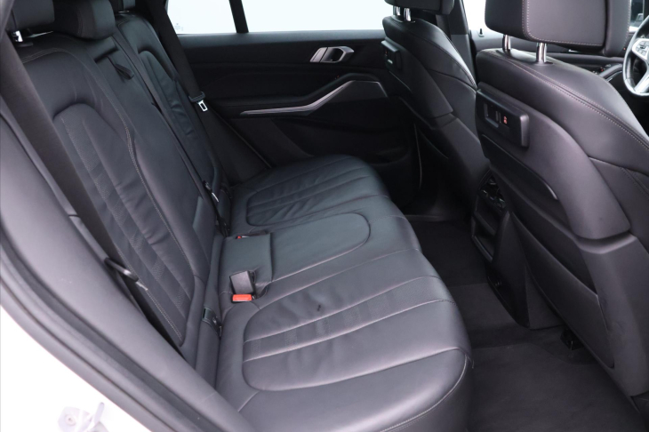 BMW X5 3,0 xDrive30d Aut. CZ M-paket