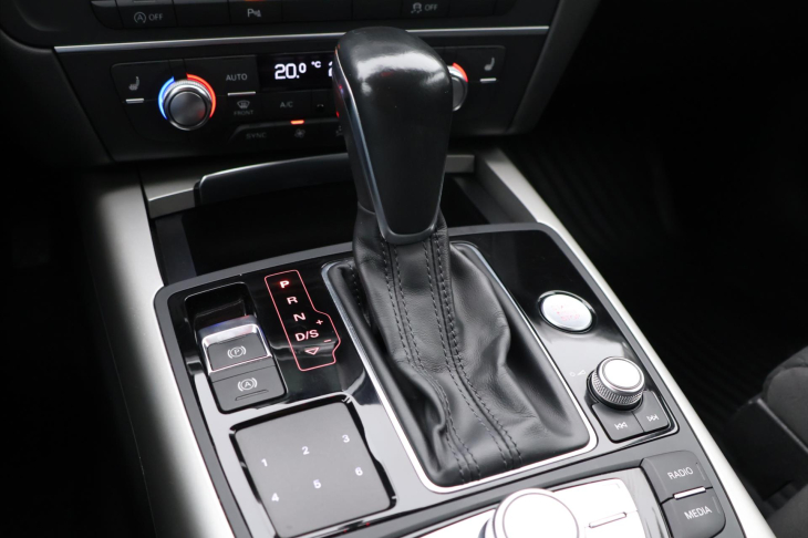 Audi A6 2,0 TDi 140kW Aut. S-line