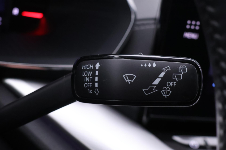 Škoda Octavia 2,0 TDI DSG Navi LED ACC DPH