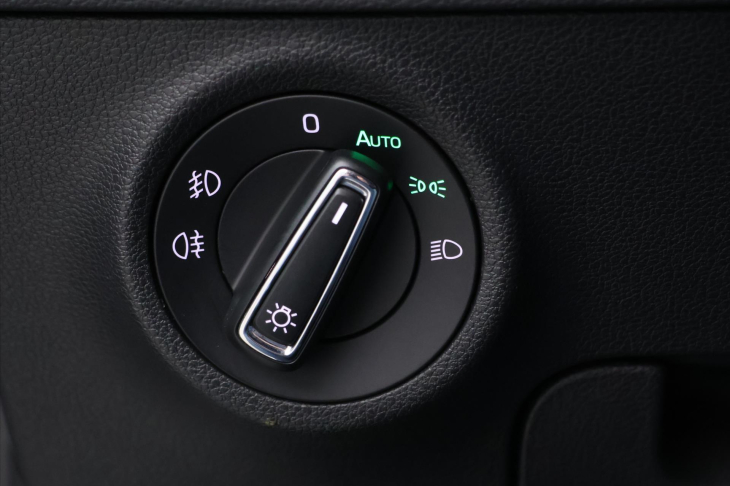 Škoda Karoq 2,0 TDI 110kW 4x4 DSG CZ Style