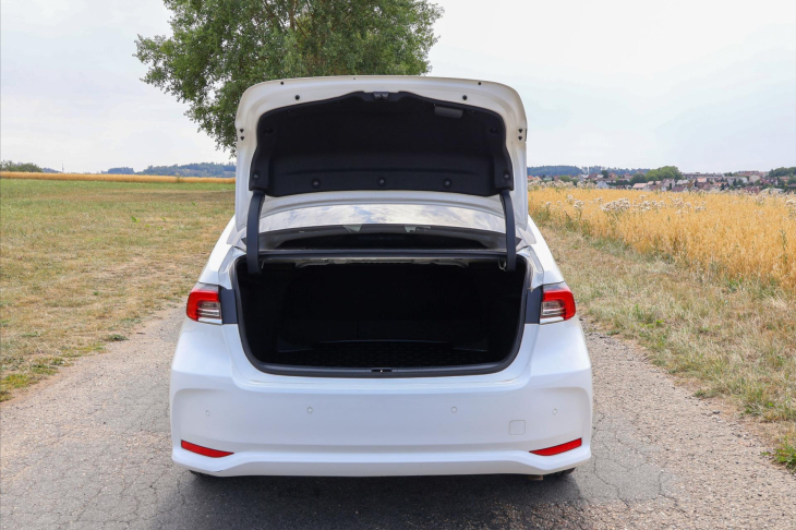 Toyota Corolla 1,5 VTi Aut. Comfort DPH CZ