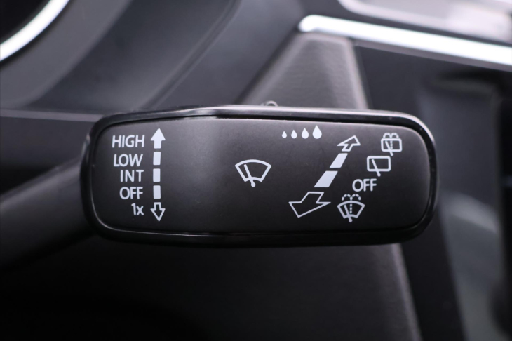 Volkswagen Tiguan Allspace 2,0 TDI DSG 4M R-Line Black DPH