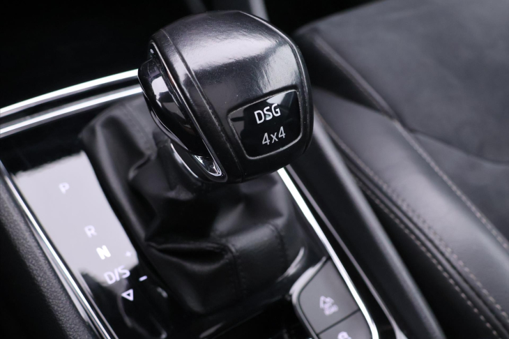 Škoda Kodiaq 2,0 TDI DSG 4x4 7-Míst Scout