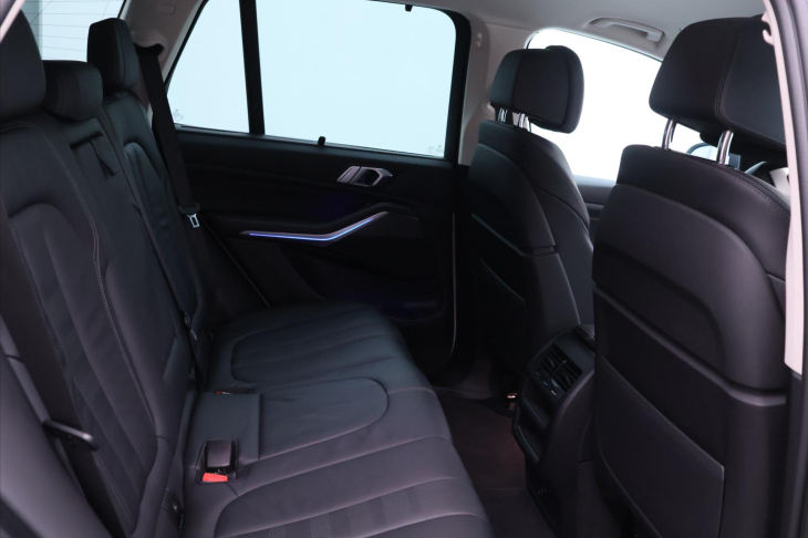 BMW X5 3,0 xDrive 245kW CZ DPH 40i