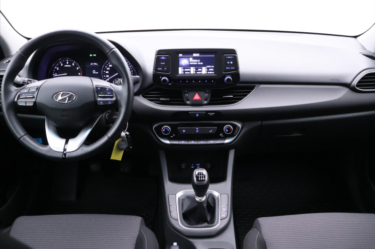 Hyundai i30 1,4 CVVT 73kW Klima CZ
