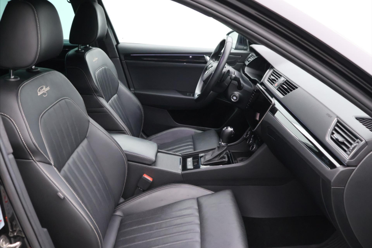 Škoda Superb 2,0 TDI 147 kW 4x4 L&K DSG DPH CZ