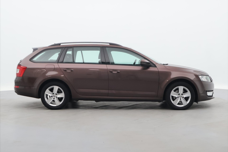 Škoda Octavia 1,6 TDI 81kW Tažné Greenline