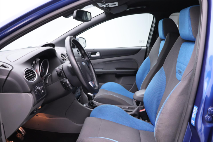 Ford Focus 2,5 T 166kW Klima Recaro ST