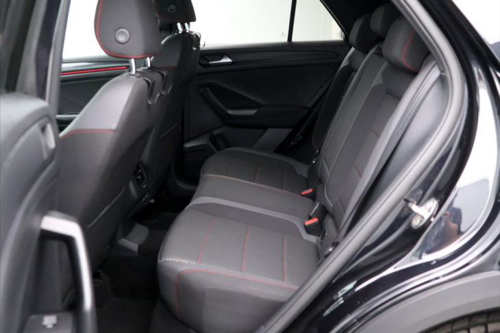 Volkswagen T-Roc 1,5 TSI 110kW DSG Sport LED
