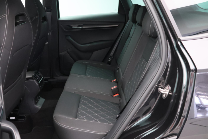 Škoda Karoq 2,0 TDI 4x4 DSG Sportline CZ