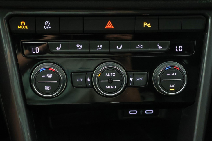 Volkswagen T-Roc 1,5 TSI 110 kW DSG R-Line DPH