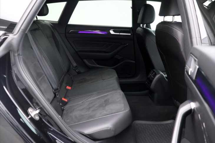 Volkswagen Arteon Shooting Brake 2,0 TDI DSG R-Line Navi Led