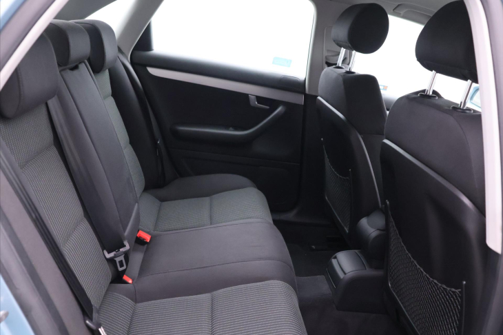 Audi A4 3,0 TDI 171kW Quattro CZ