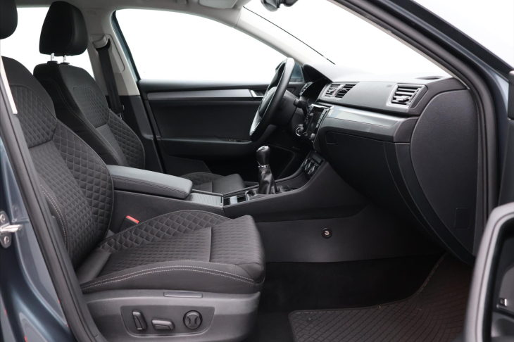 Škoda Superb 2,0 TDI 110kW Style CZ DPH