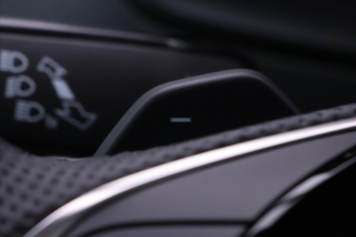 Škoda Karoq 2,0 TDI 4x4 DSG Sportline CZ