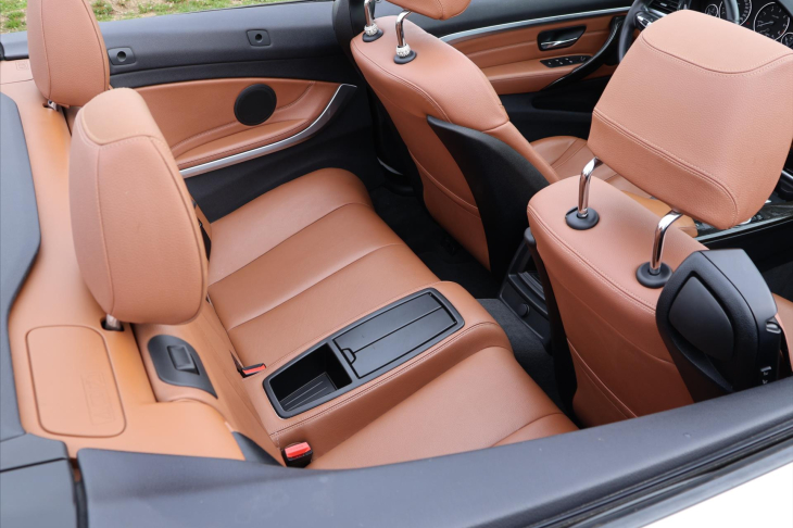 BMW Řada 4 2,0 M-Packet Luxury Cabrio