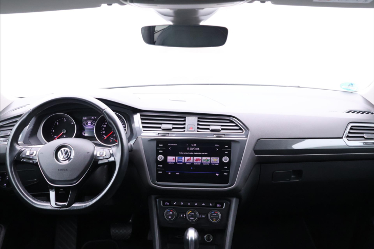 Volkswagen Tiguan Allspace 2,0 TDI DSG Highline 7Míst DPH