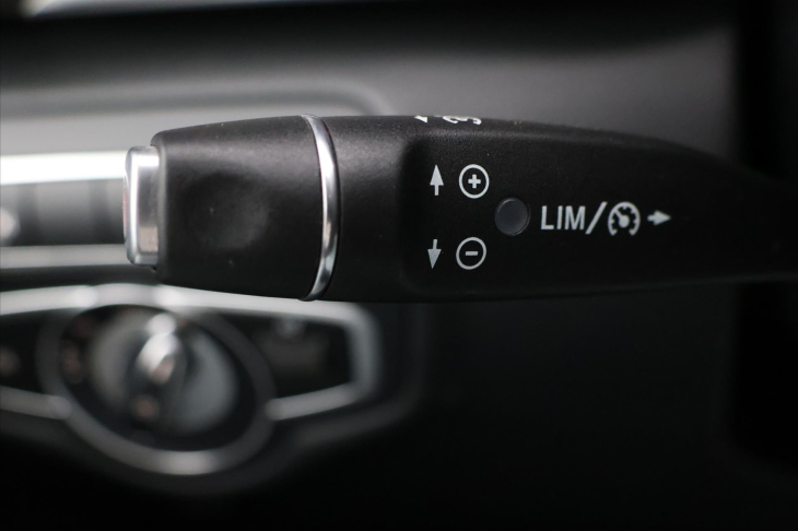 Mercedes-Benz Třídy V 2.0 250d Aut. Avantgarde XL LED