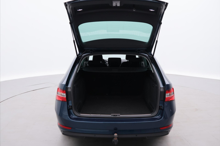 Škoda Superb 2,0 TDI 110kW Style DSG  CZ